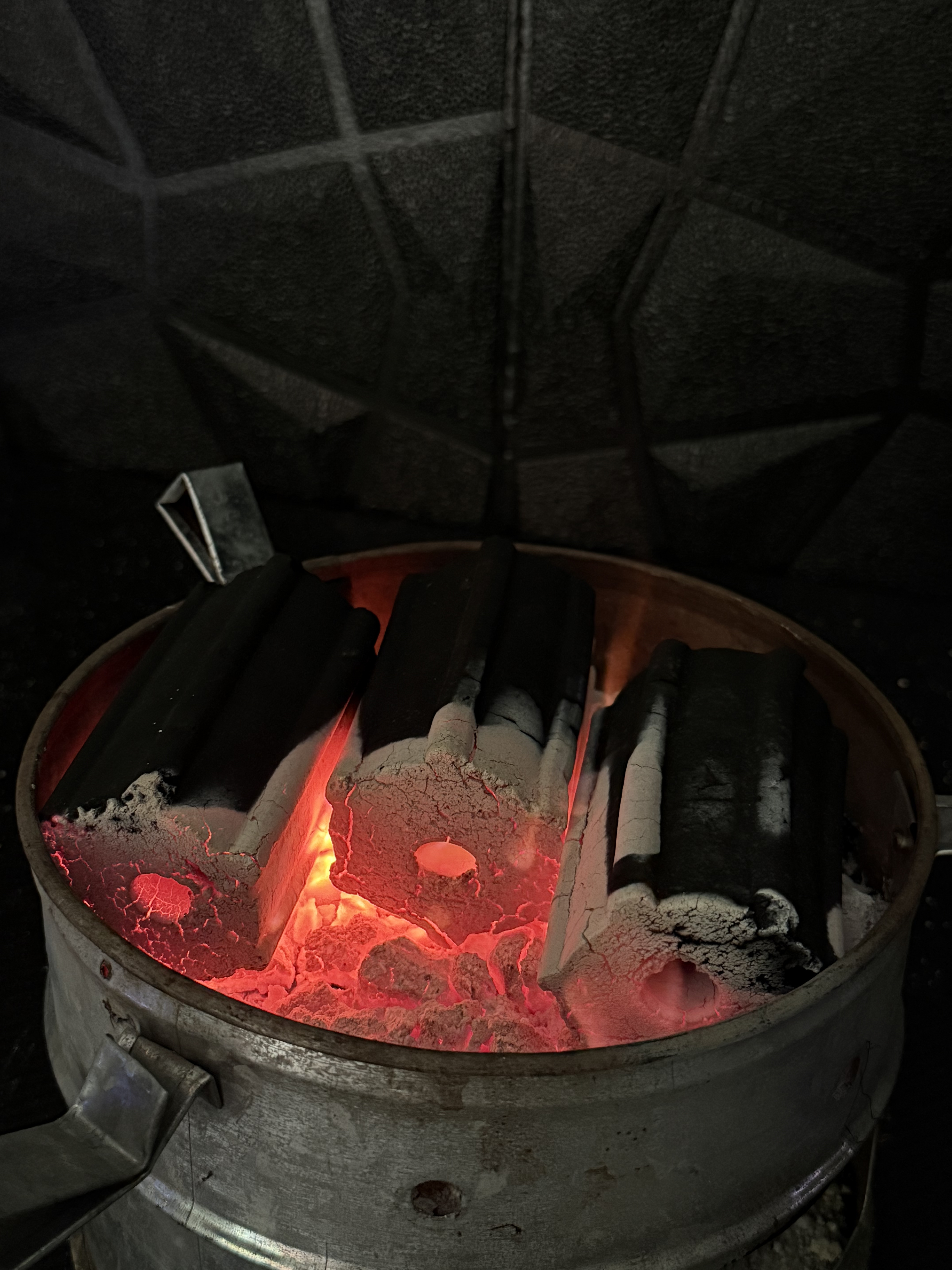 CHARCOAL BRIQUETTES BBQ HEXAGONAL